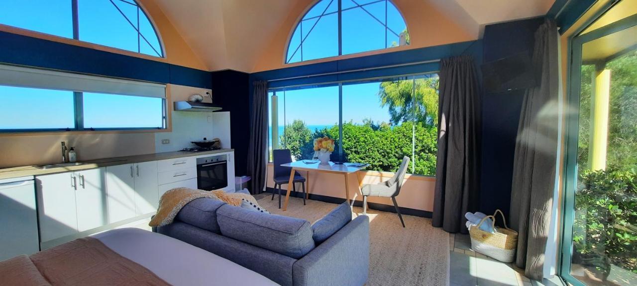 The Quarters Ocean-View Chalet 기즈번 외부 사진
