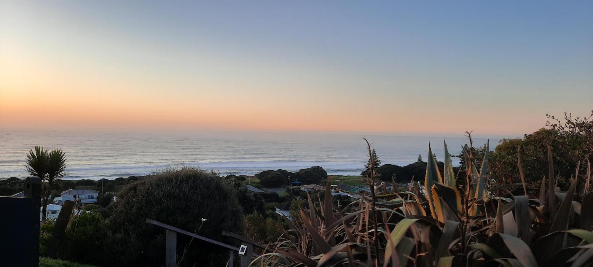 The Quarters Ocean-View Chalet 기즈번 외부 사진